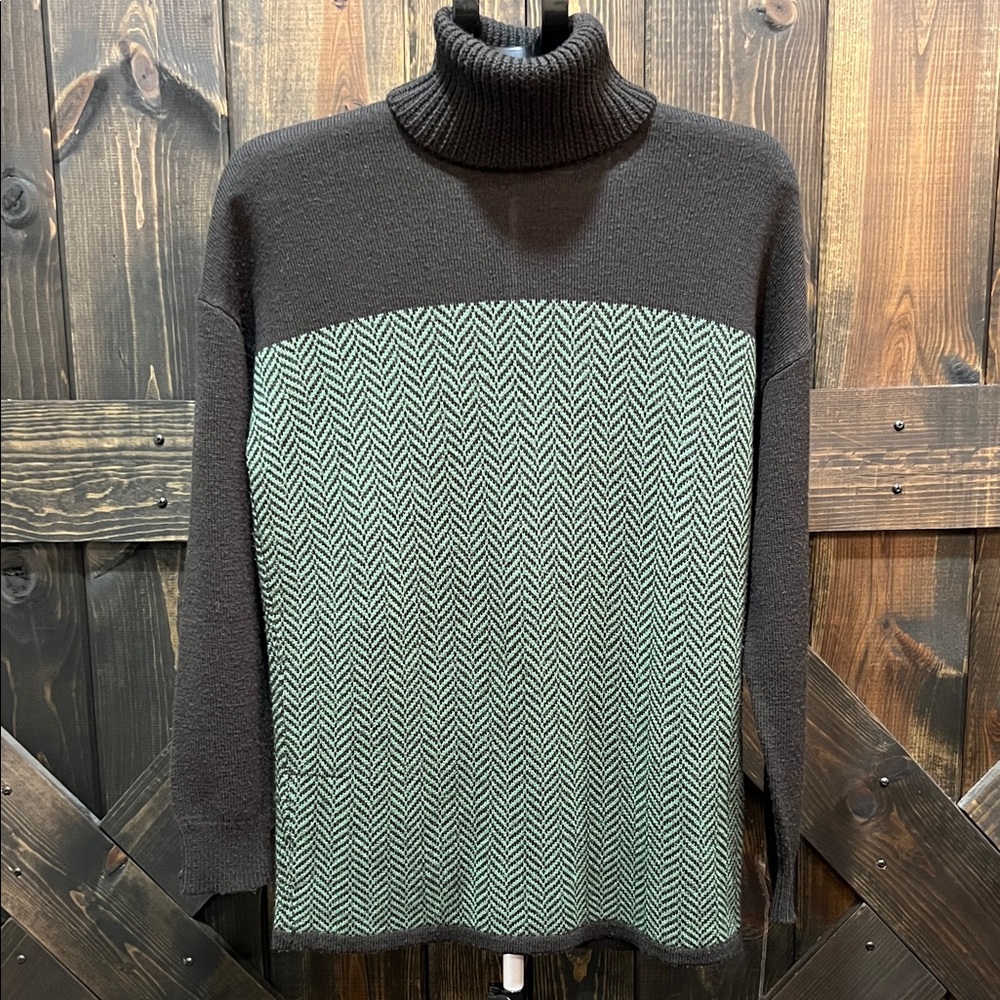W by Worth Herringbone‎ Wool Turtleneck Sweater Size S Ribbed Chunky Soft Green